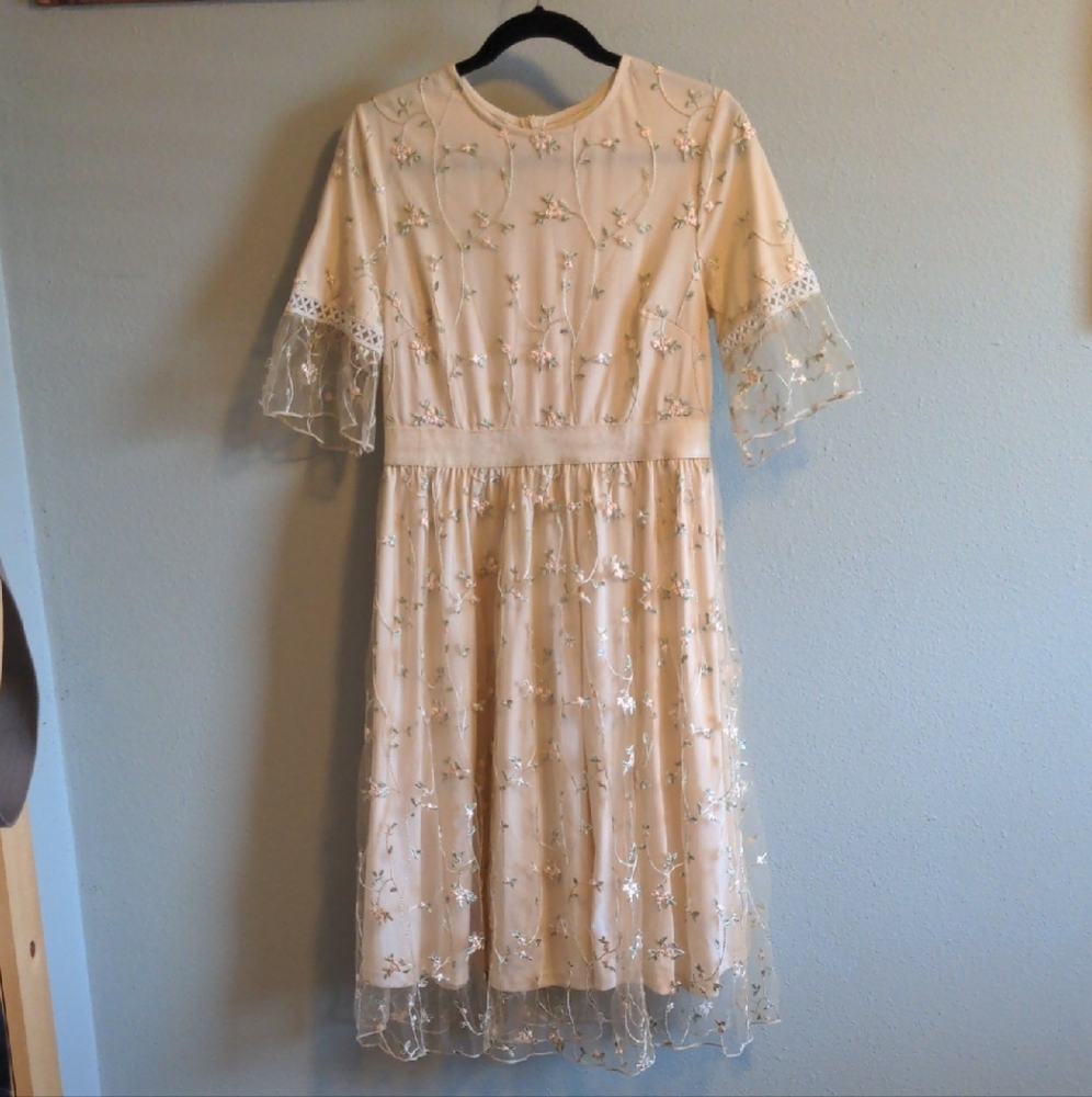 JJs House Cream Floral Midi Dress